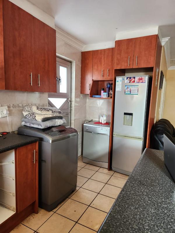 3 Bedroom Property for Sale in Ilitha Park Western Cape